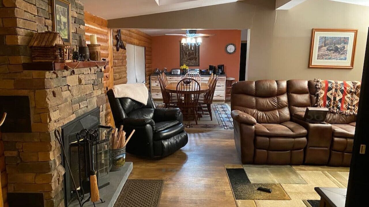 Photo of Livingroom in Confluence