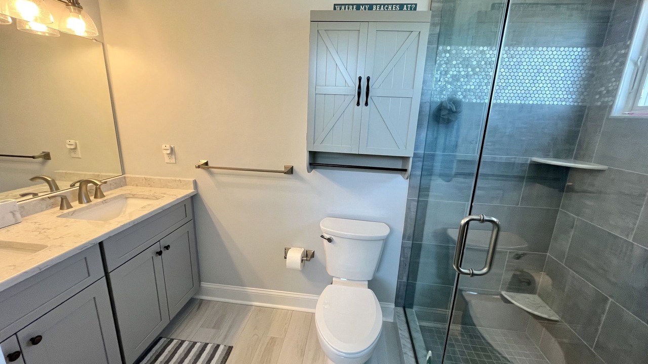 Photo of Bathroom in Townsend's Inlet