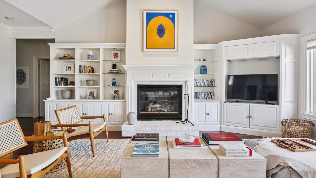 Photo of Livingroom in Unionville