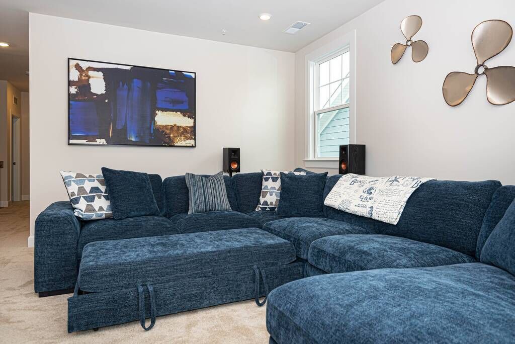 Photo of Livingroom in Bayside
