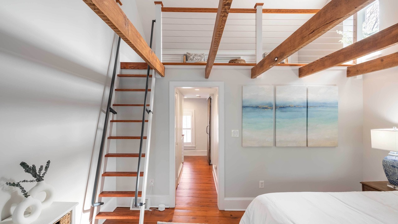 Photo of Bedroom in Lambertville