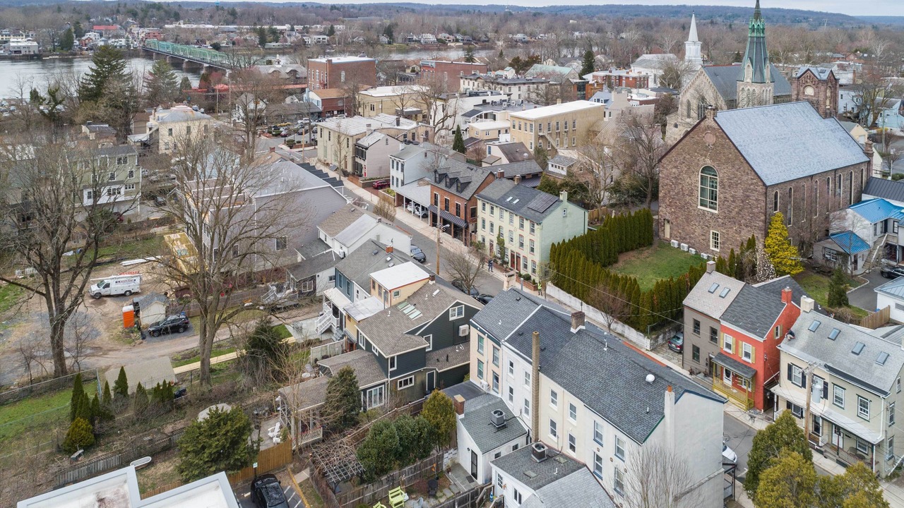 Photo of Others in Lambertville