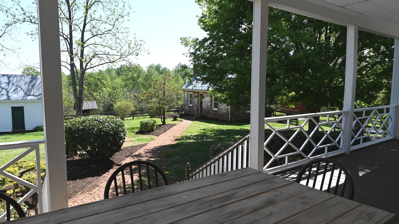 Photo of Outdoor in Clifford