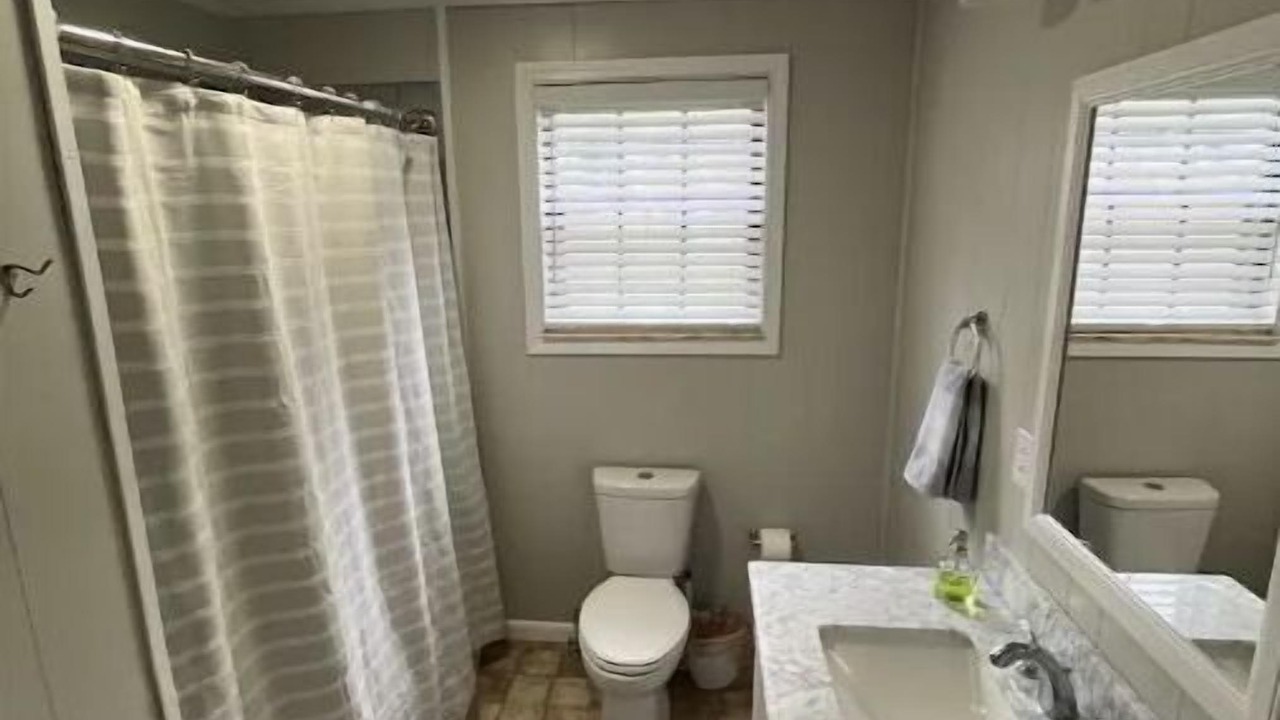Photo of Bathroom in Stollings
