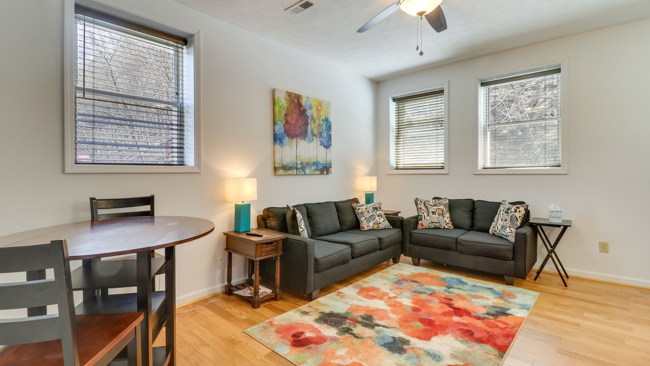 Photo of Livingroom in Marlinton