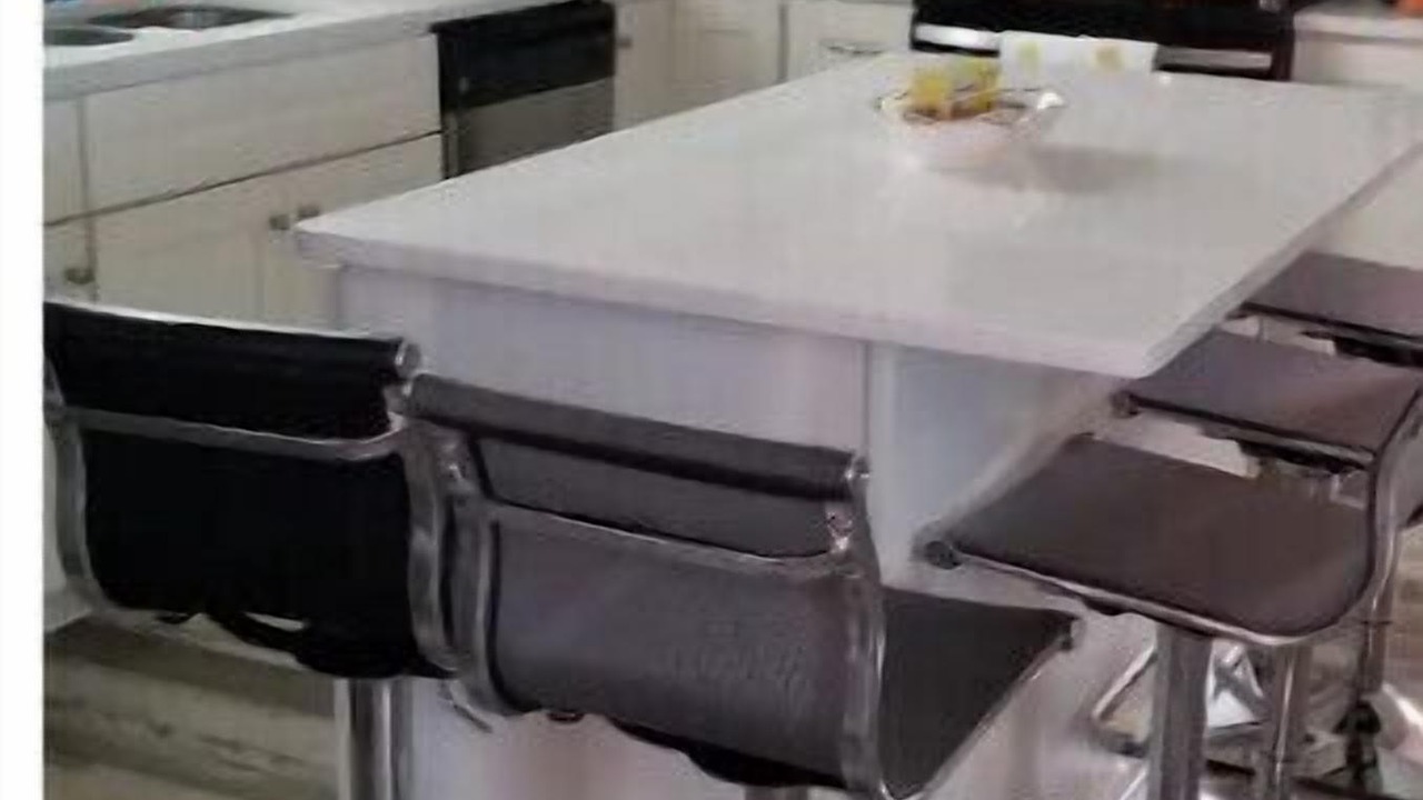 Photo of Kitchen in Cottage Line