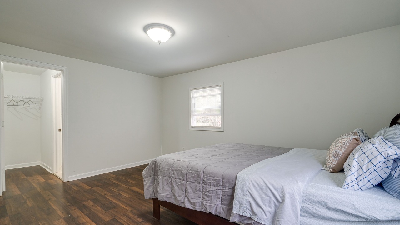 Photo of Bedroom in Triangle