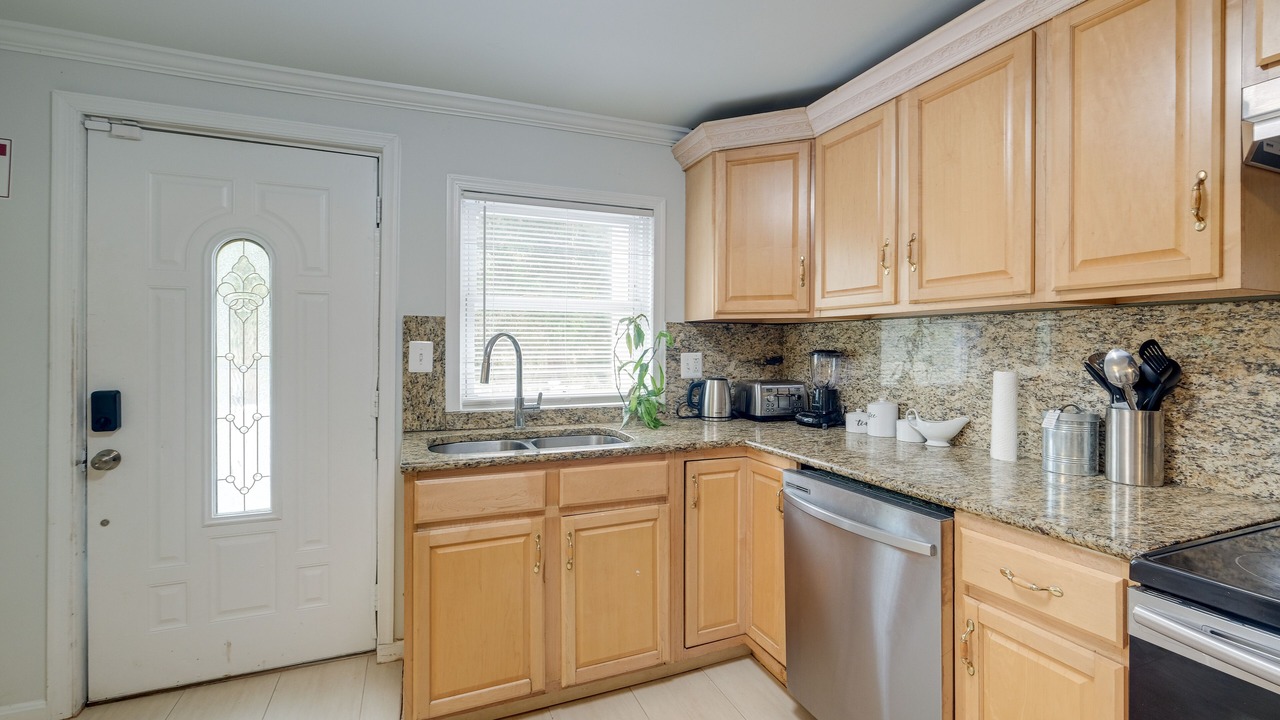 Photo of Kitchen in Triangle