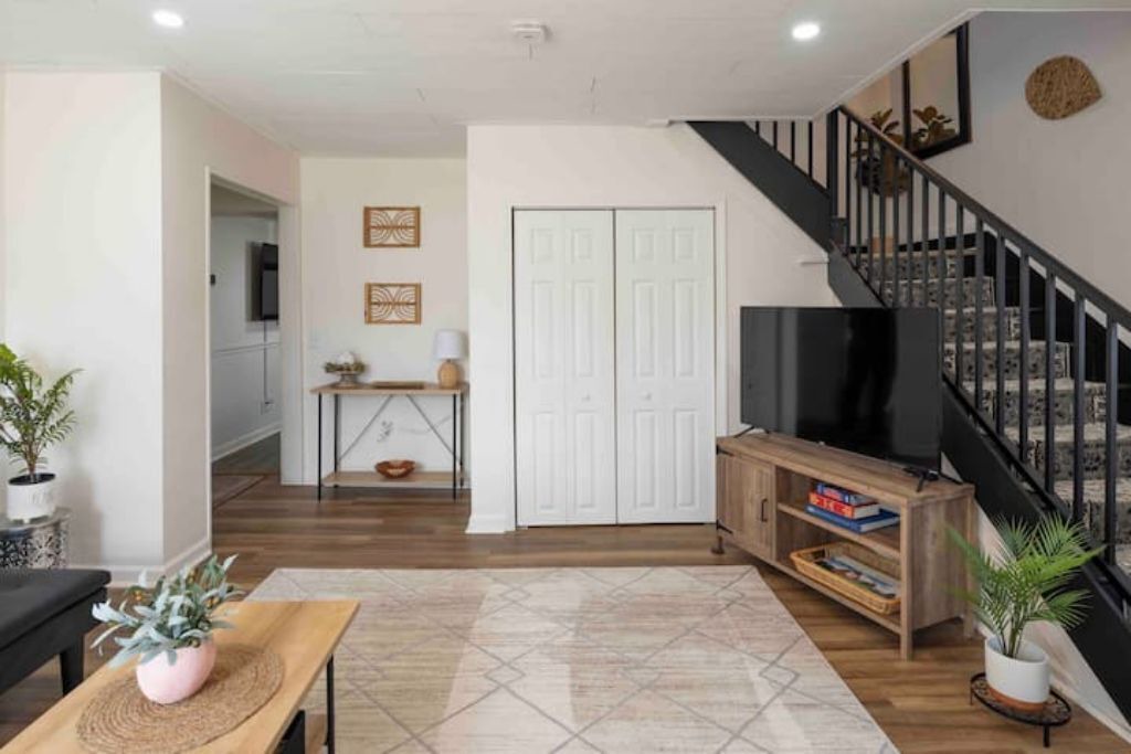 Photo of Livingroom in Ross