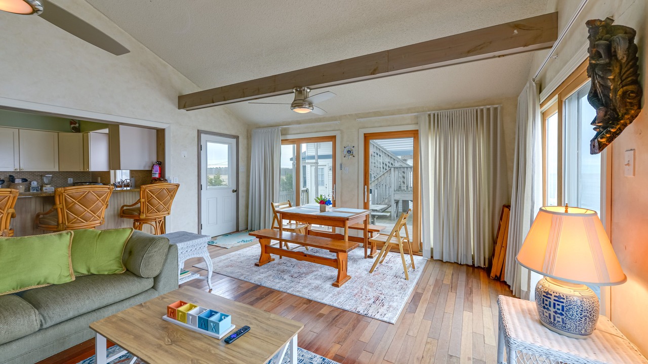 Photo of Livingroom in Green Creek
