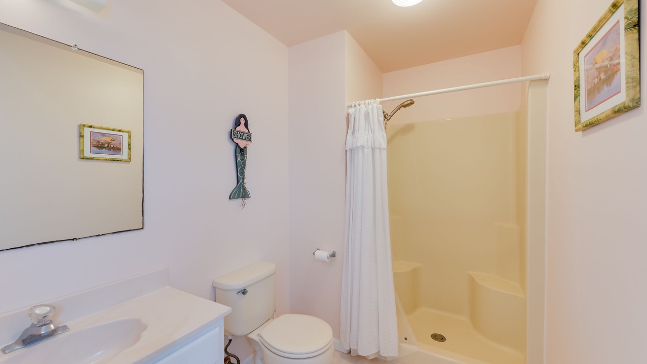 Photo of Bathroom in Green Creek