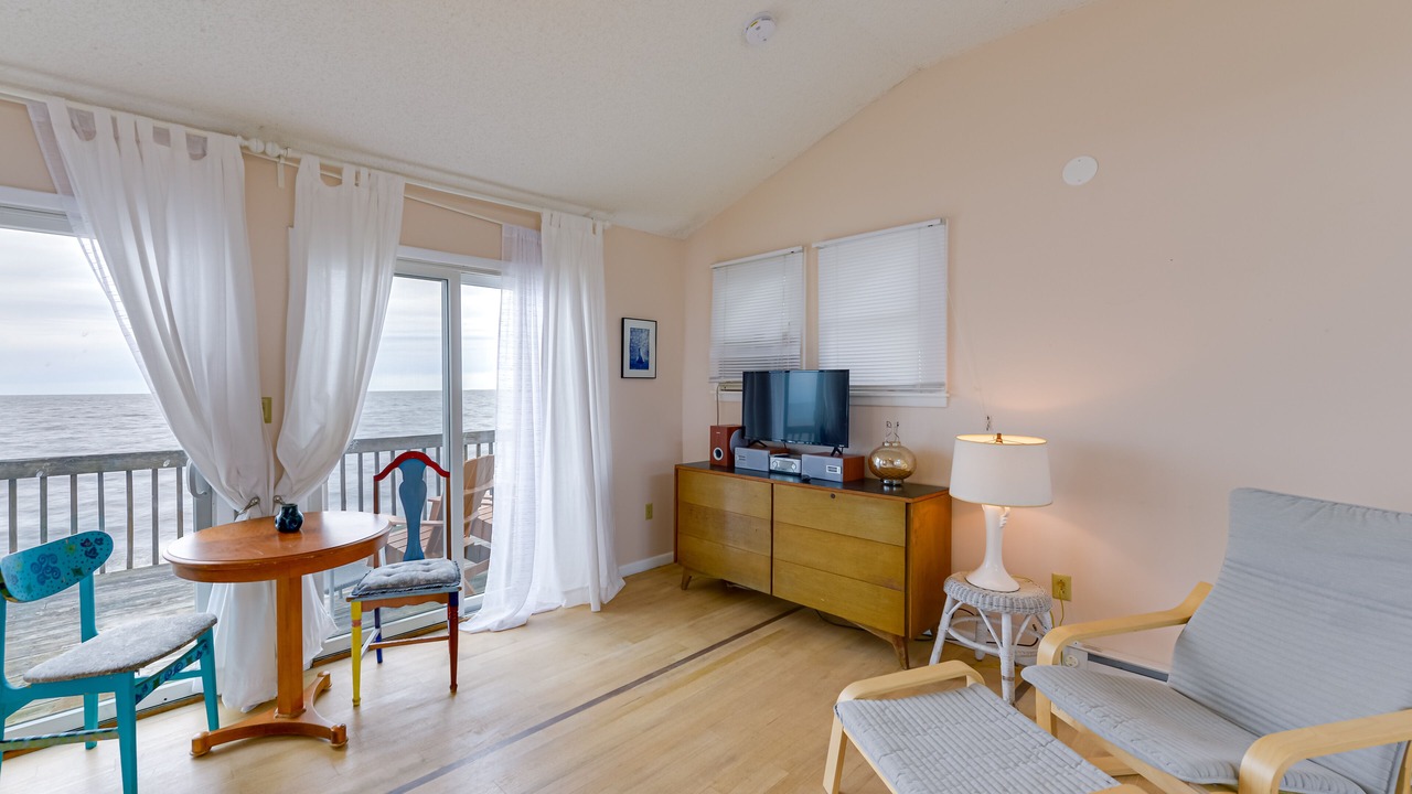 Photo of Livingroom in Green Creek