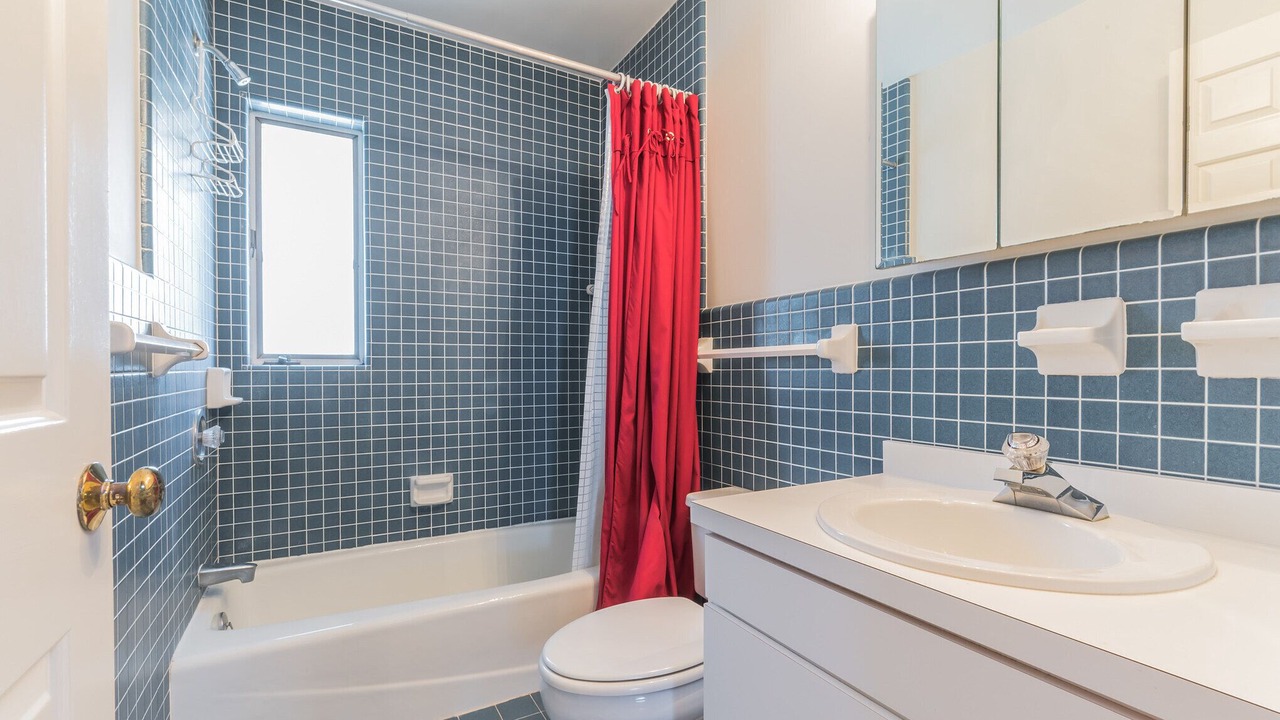 Photo of Bathroom in Stone Harbor