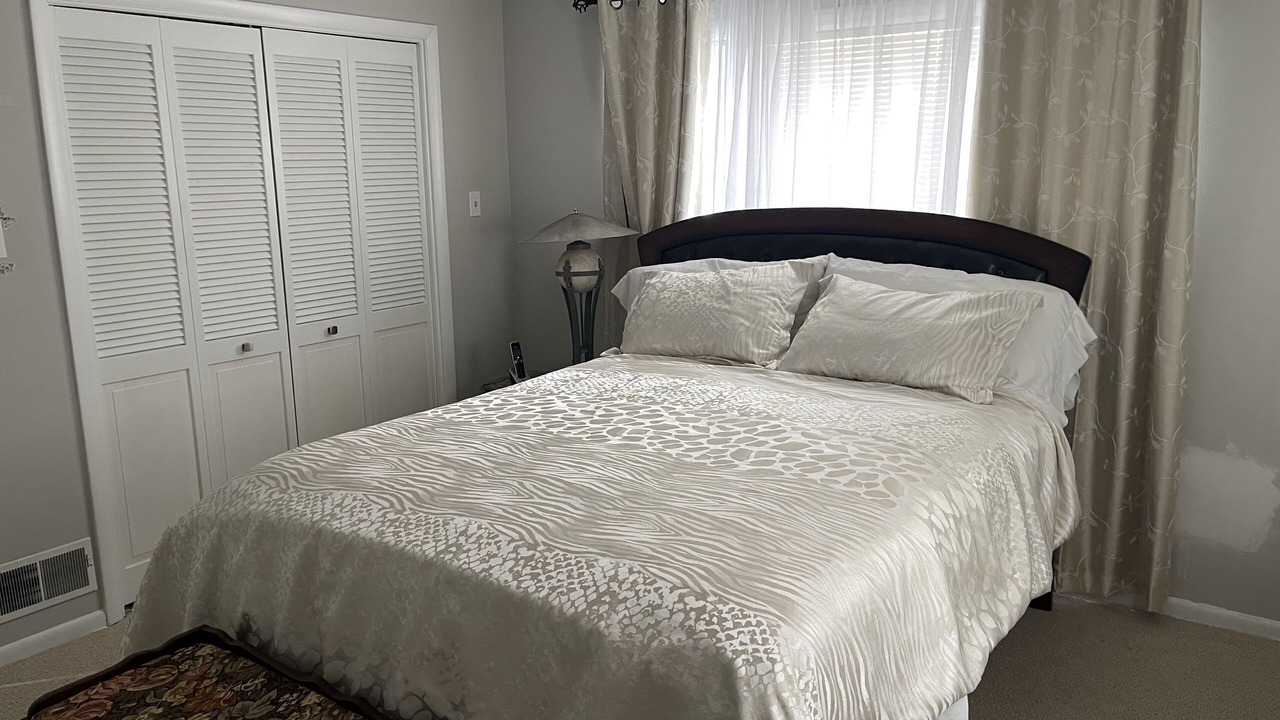 Photo of Bedroom in Defiance