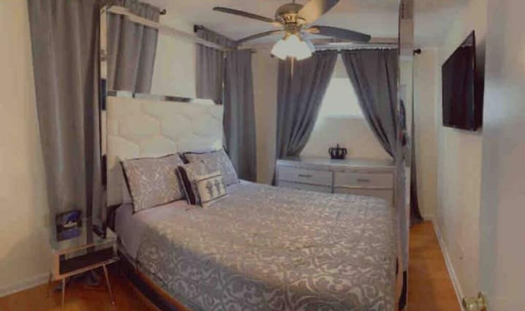 Photo of Bedroom in Uptown
