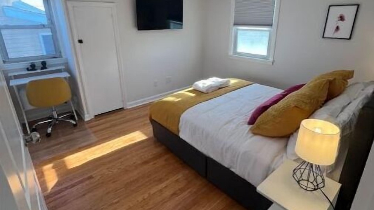 Photo of Bedroom in Lyndhurst