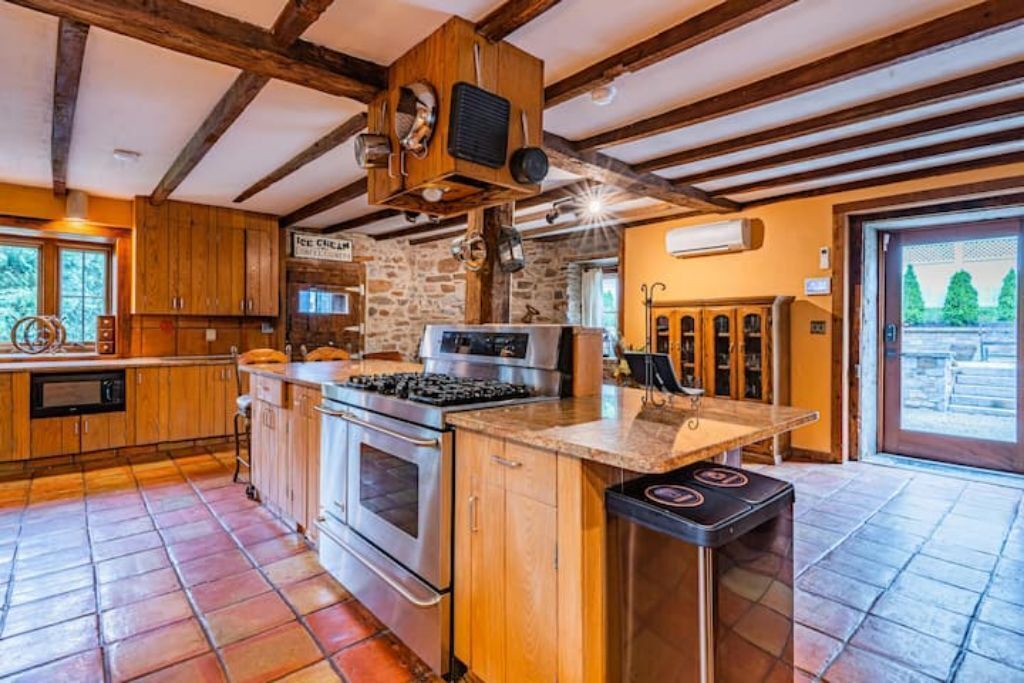 Photo of Kitchen in Schooleys Mountain