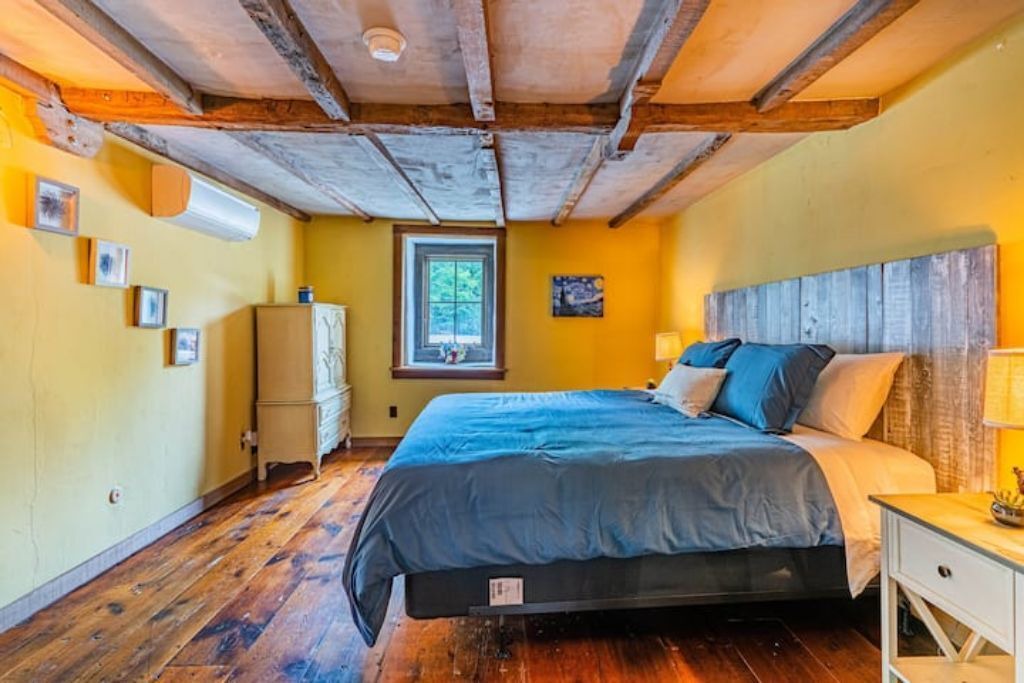 Photo of Bedroom in Schooleys Mountain