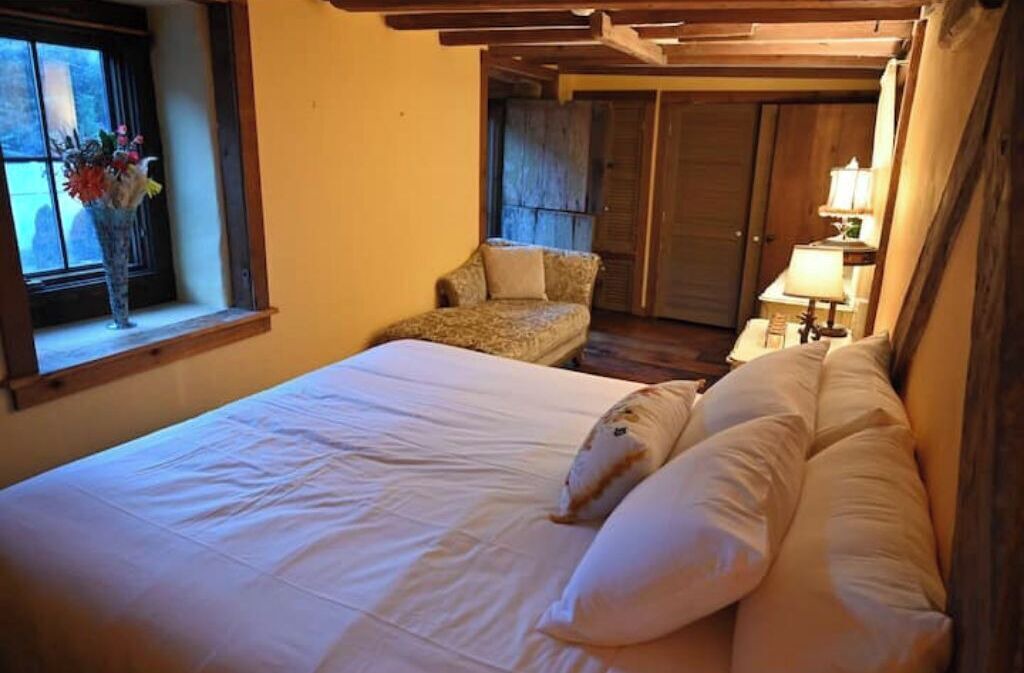Photo of Bedroom in Schooleys Mountain