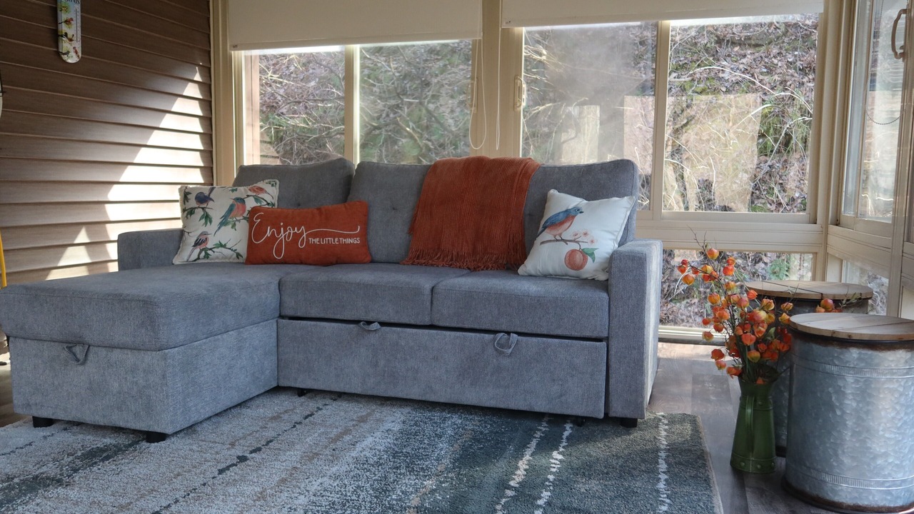 Photo of Livingroom in Loudonville