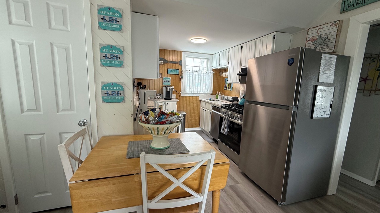 Photo of Kitchen in Surf City