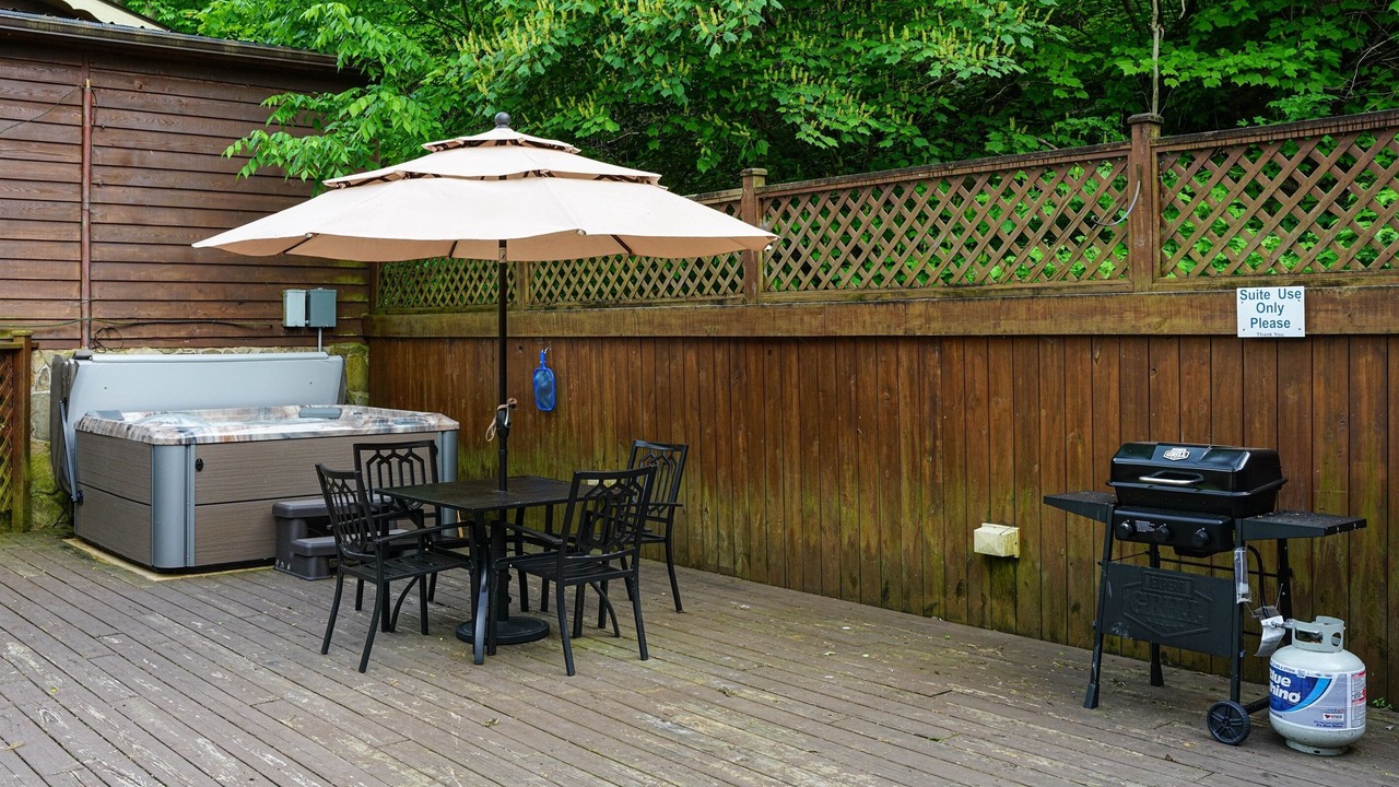 Photo of Outdoor in Elkins