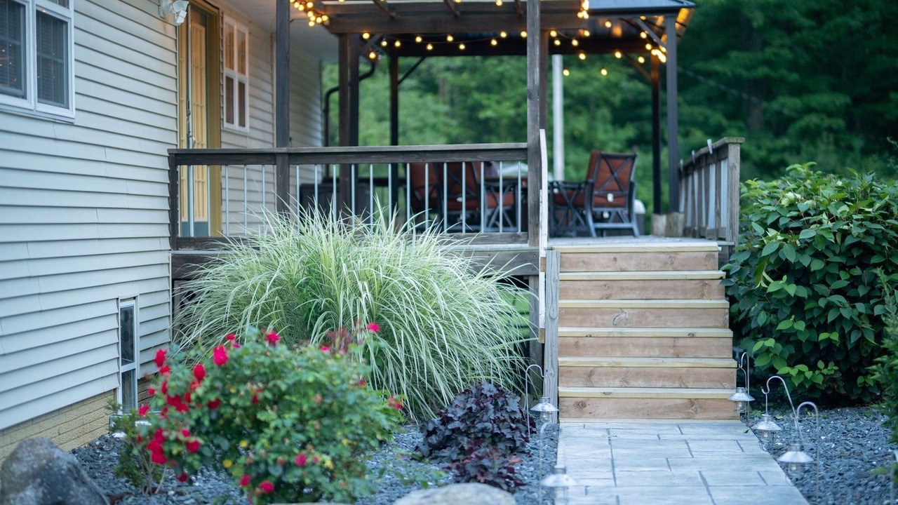 Photo of Patio Balcony in Oberlin