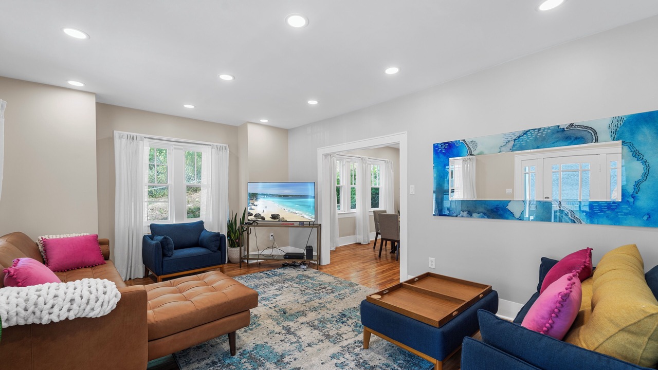 Photo of Livingroom in Harpers Ferry