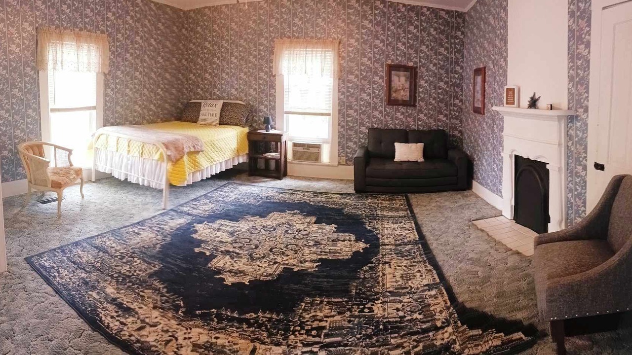 Photo of Livingroom in Tippecanoe