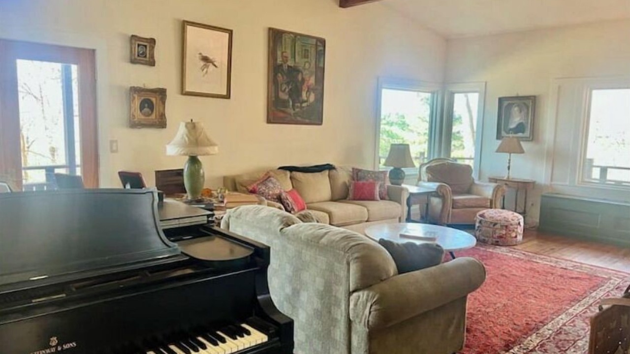 Photo of Livingroom in Sherman