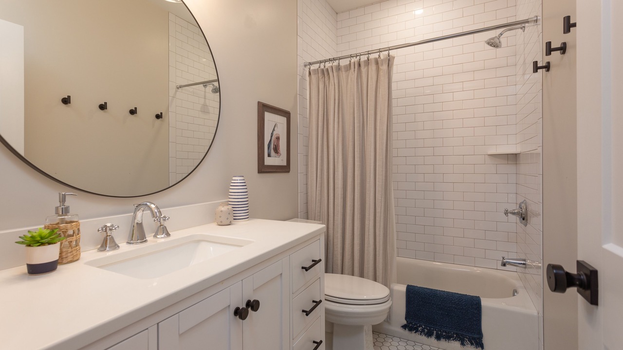 Photo of Bathroom in Ship Bottom