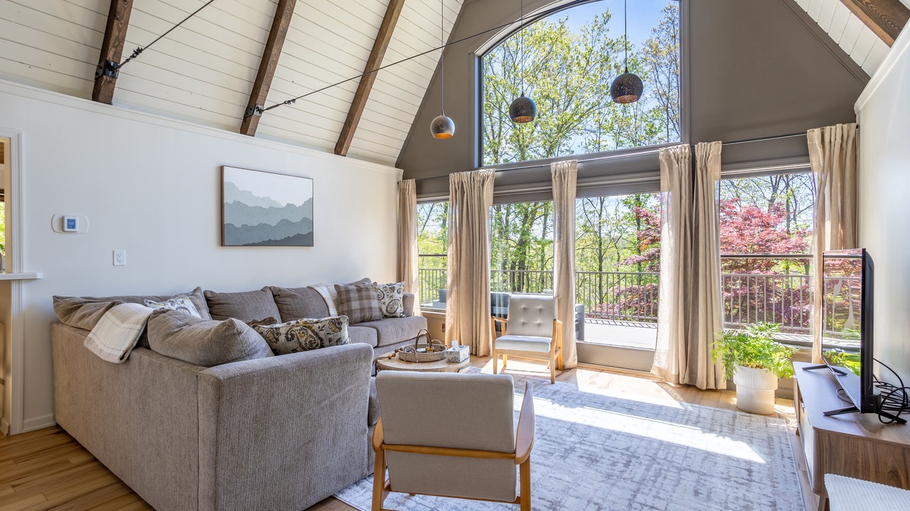 Photo of Livingroom in New Bloomfield
