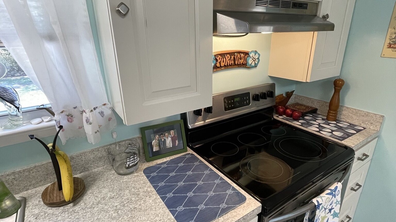 Photo of Kitchen in Green Creek