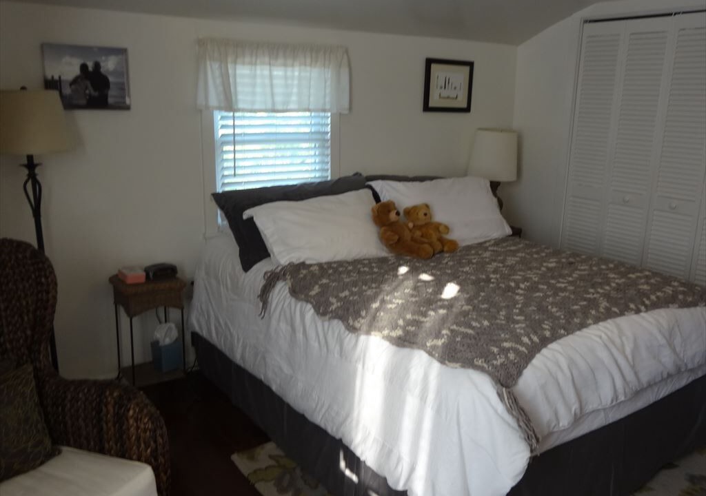Photo of Bedroom in Loveladies