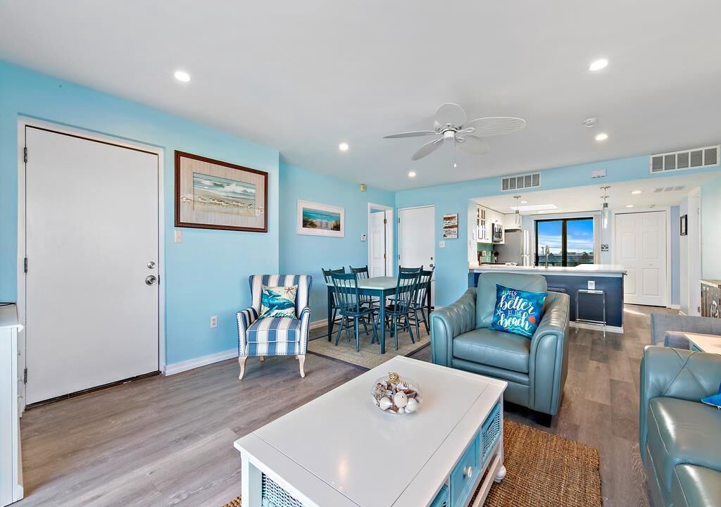 Photo of Livingroom in North Beach Haven