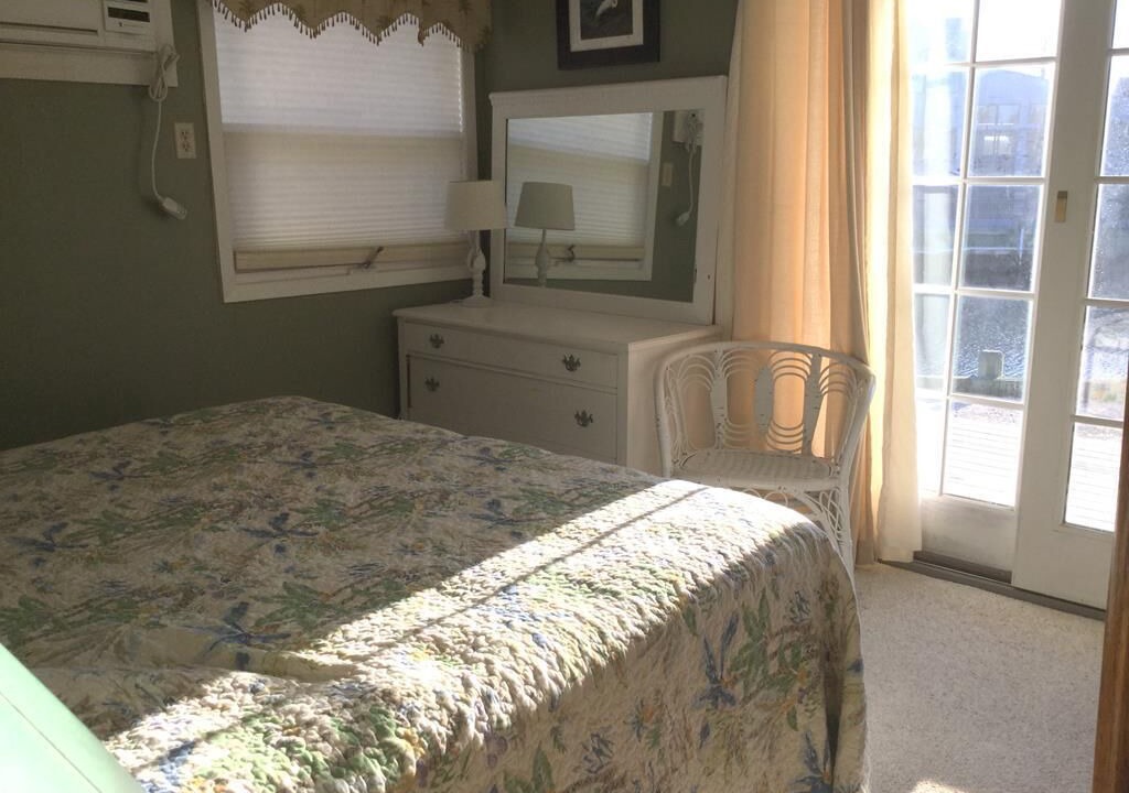 Photo of Bedroom in Loveladies