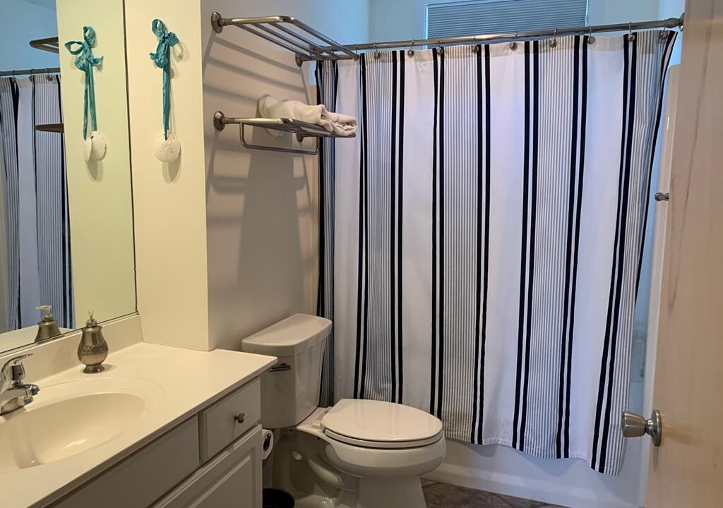 Photo of Bathroom in Loveladies