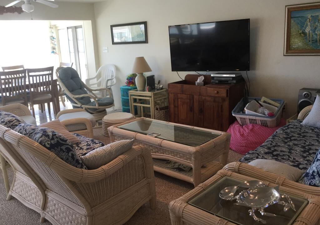 Photo of Livingroom in Harvey Cedars