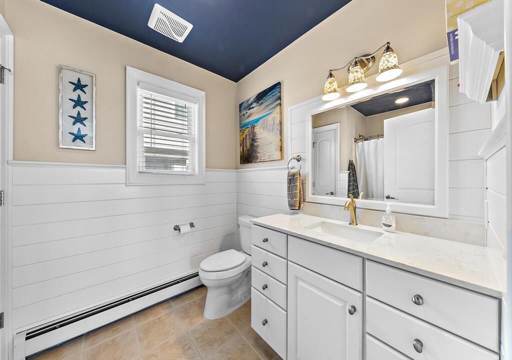 Photo of Bathroom in Surf City