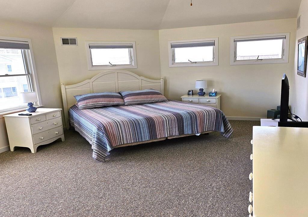 Photo of Bedroom in Loveladies