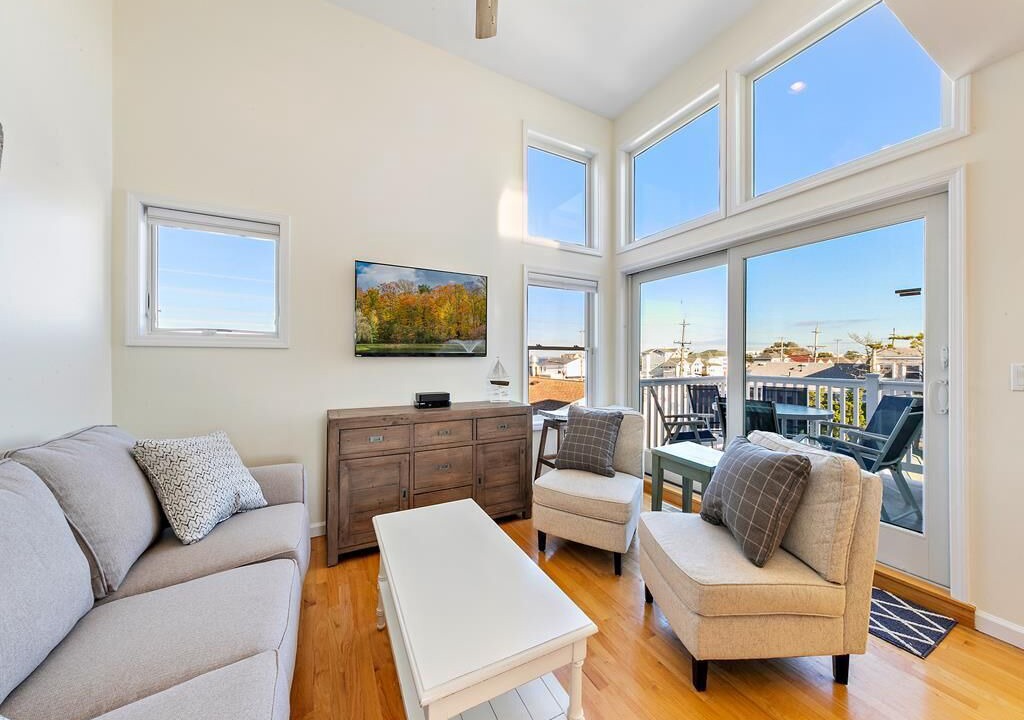 Photo of Livingroom in Beach Haven Gardens