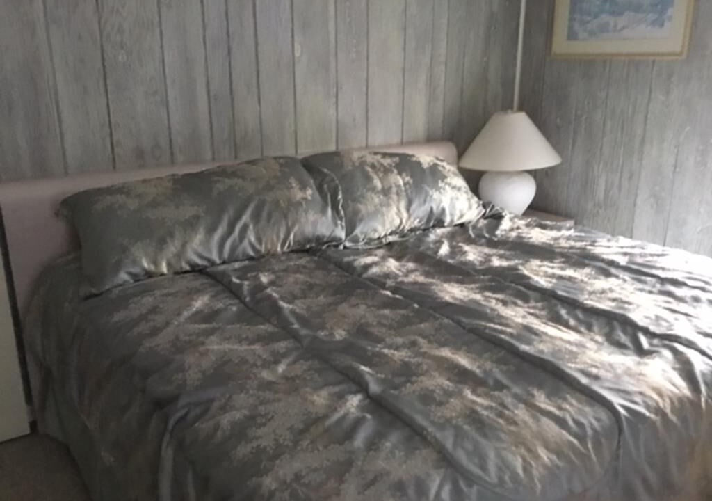 Photo of Bedroom in Loveladies