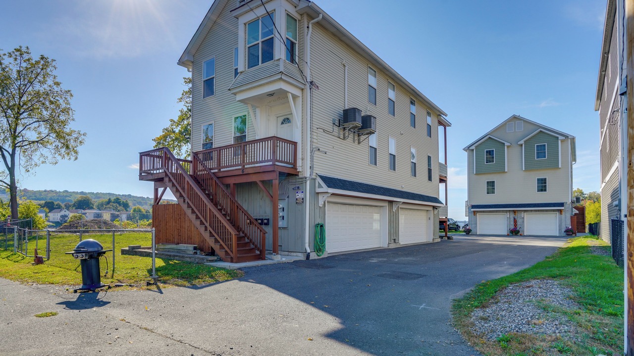 Photo of Outdoor in Village of Waterford