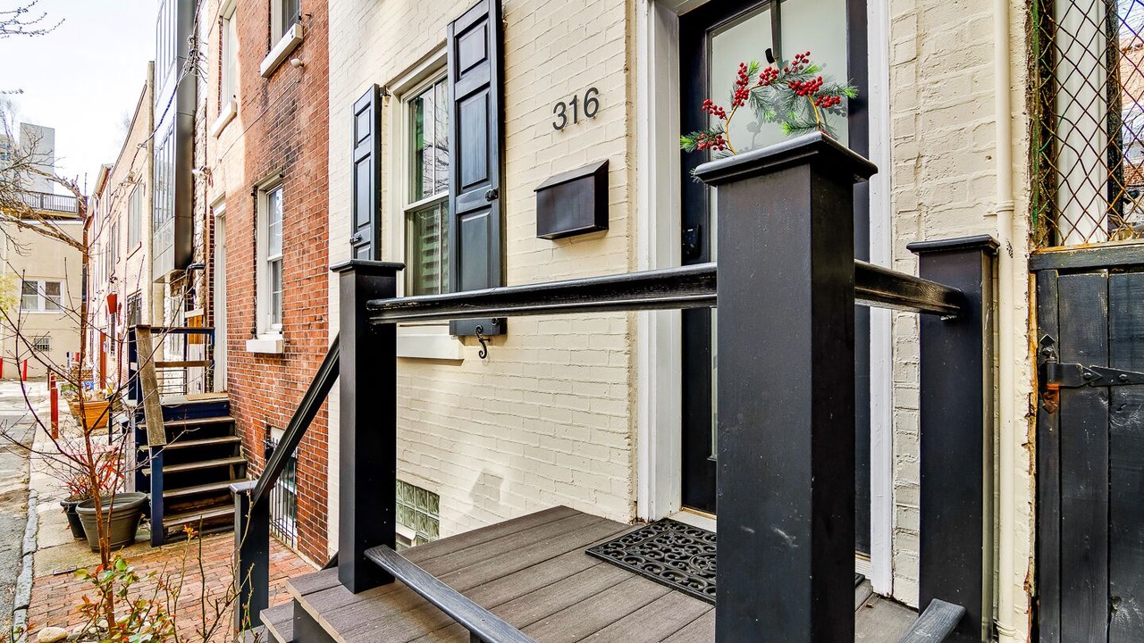 Photo of Outdoor in Center City