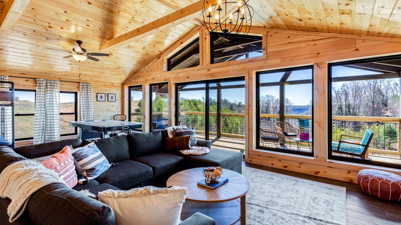 Photo of Livingroom in Rogers