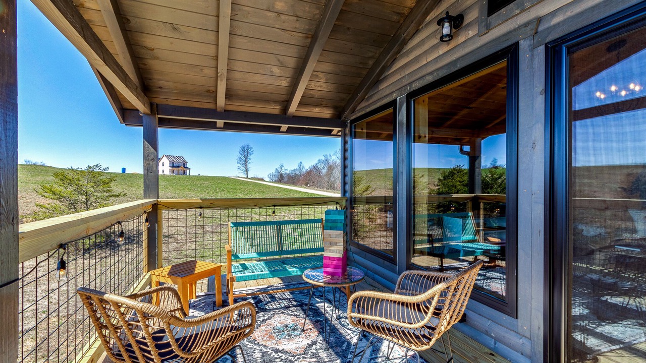 Photo of Patio Balcony in Rogers