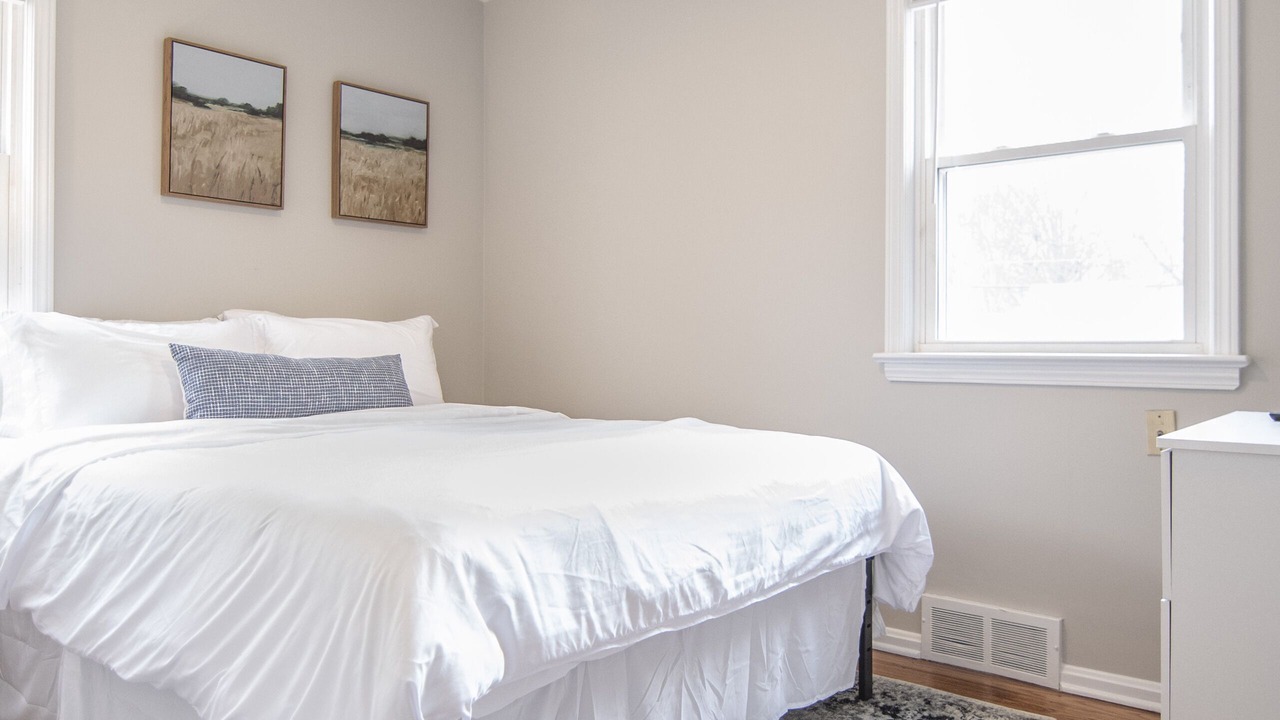 Photo of Bedroom in Parma Heights