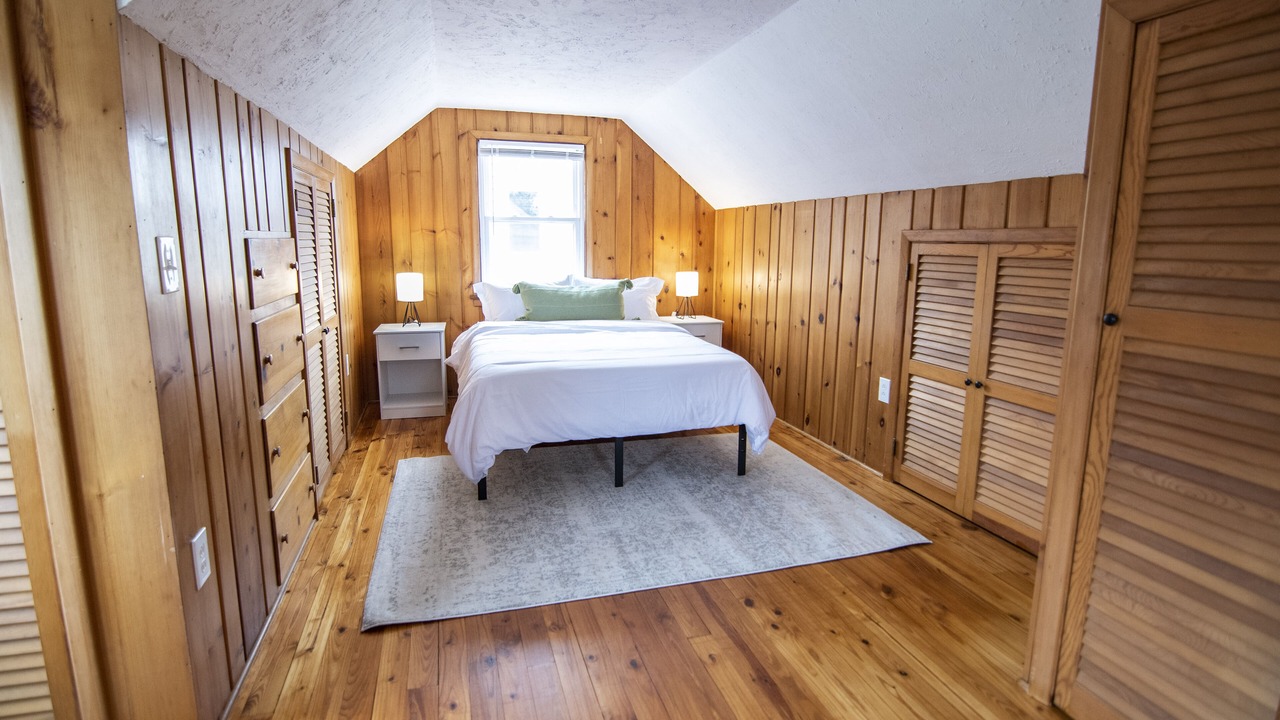 Photo of Bedroom in Parma Heights