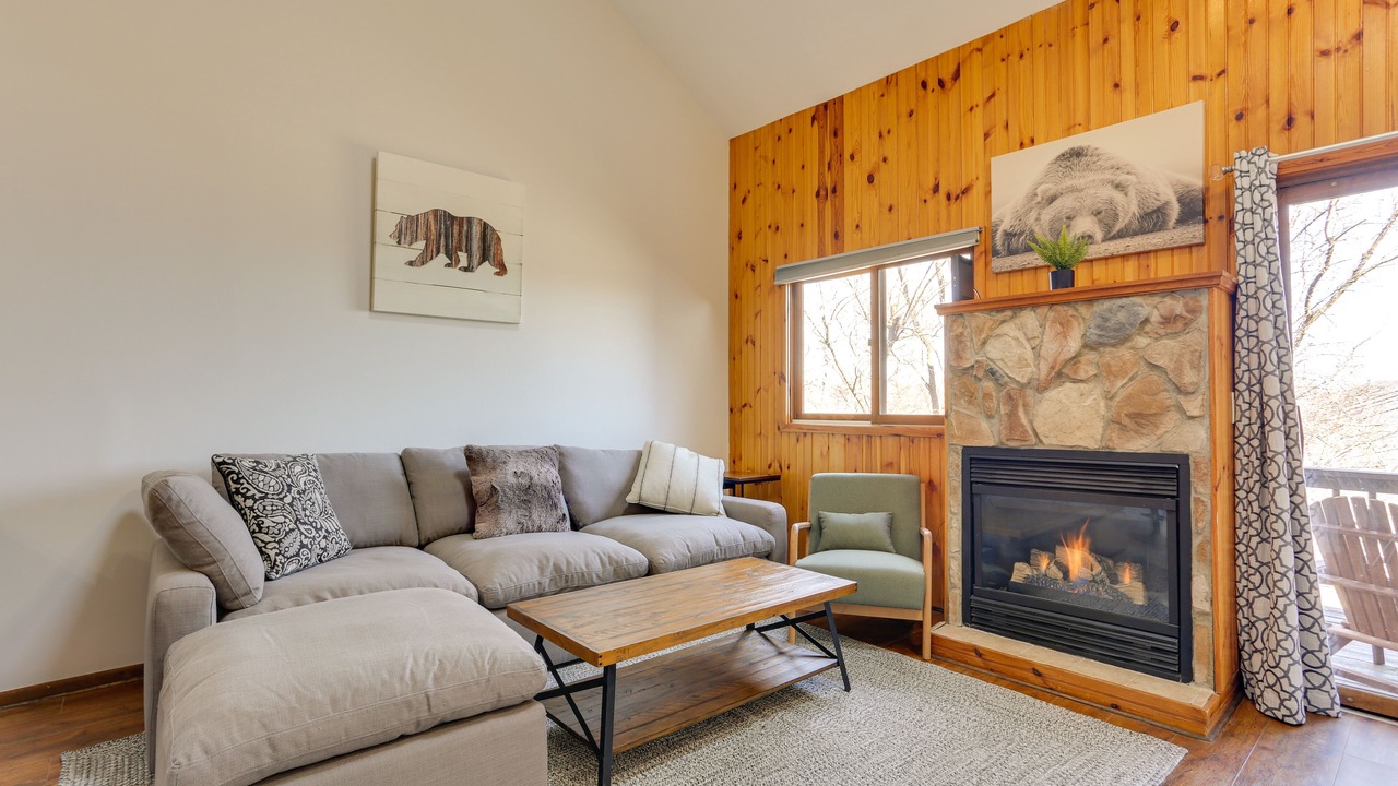 Photo of Livingroom in Vernon