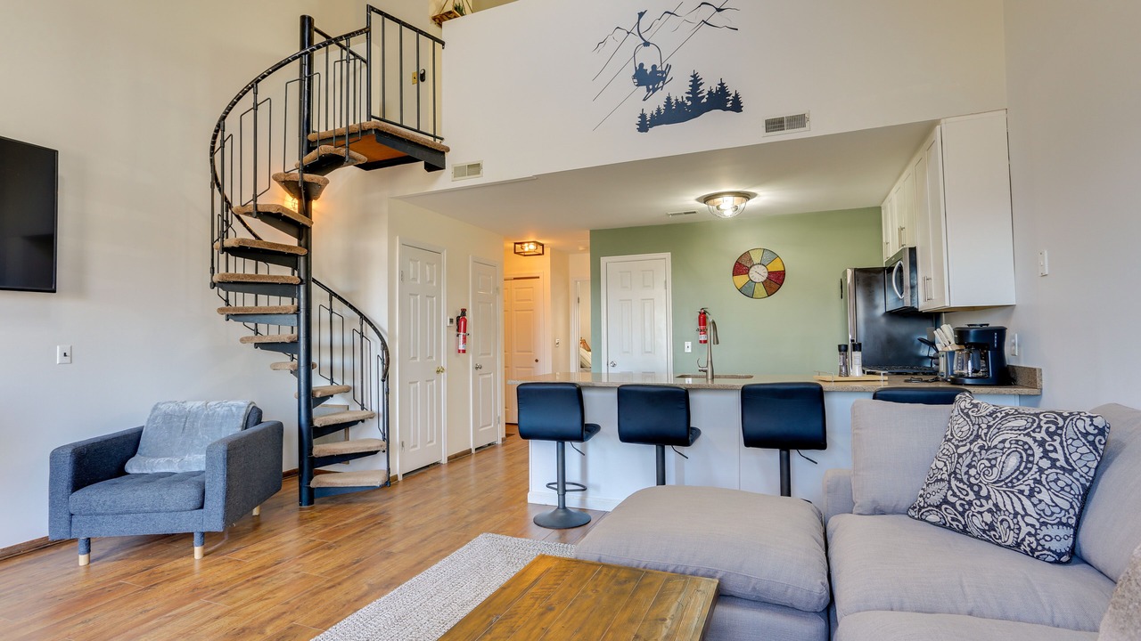 Photo of Livingroom in Vernon